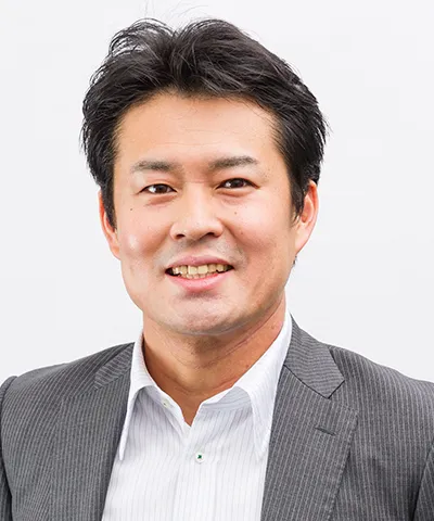 田中研之輔 氏