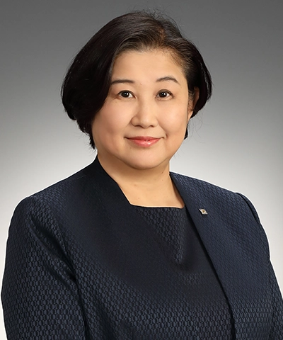 福原真弓 氏