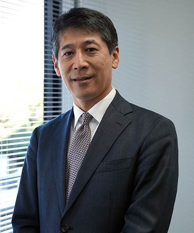 斎藤毅 氏