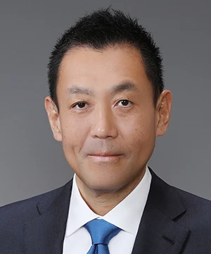 四家 千佳史 氏